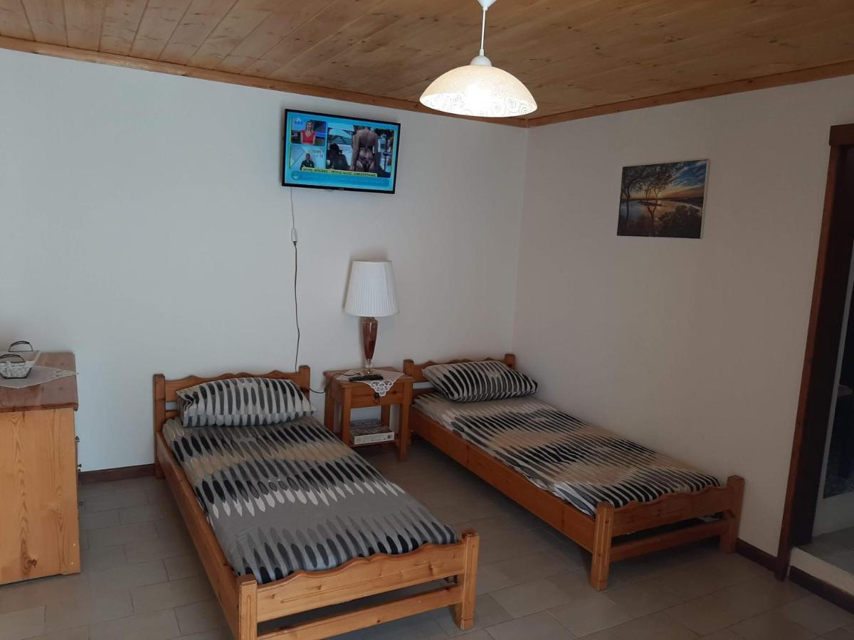 Chiona΄S Apartments By The Sea Paleo Trikeri Экстерьер фото